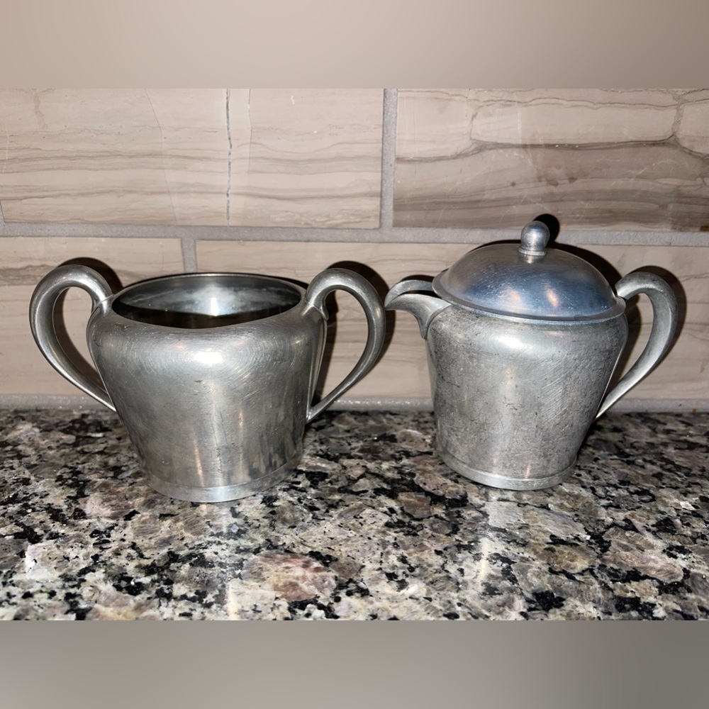 PEWTER BY WILCOX SUGAR & CREAMER SET